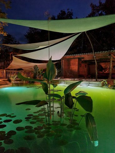 Hébergement AbracadaRoom : Air-conditioned suite with heated pool – Les Lavandes - Image 7