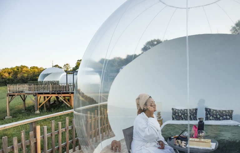 Hébergement AbracadaRoom : Bulle de Luxe & Spa Caresse - Image 9