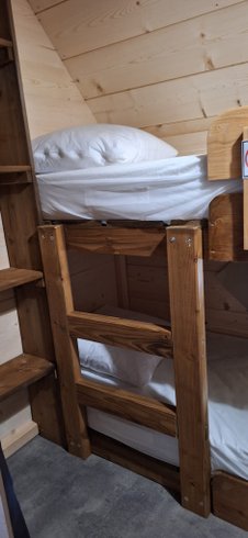 Hébergement AbracadaRoom : Cabane Family Violette - Image 5