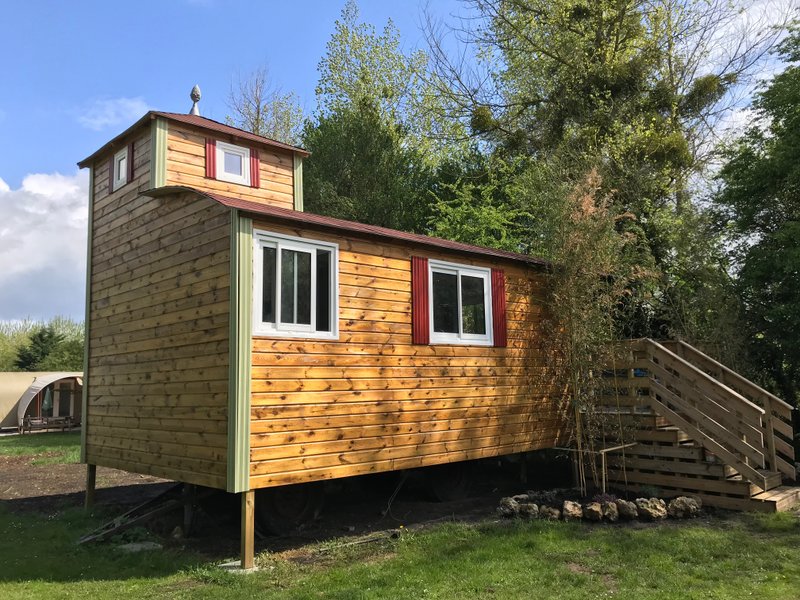 Hébergement AbracadaRoom : Château Mobile & Spa - Image 2