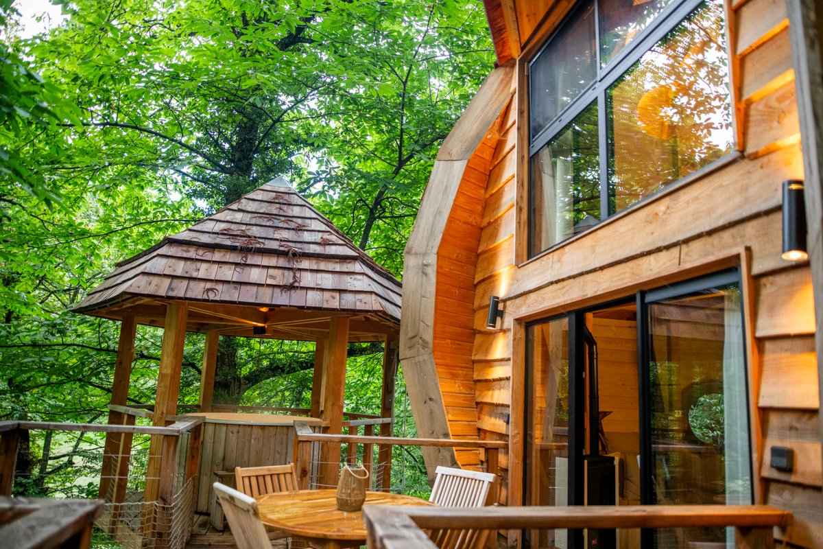 Cabane SPA Goutte d'amour à Gillonnay (5)