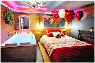 Chalet Romantique, SPA XXL, CINÉMA PRIVÉ, 5 min du centre