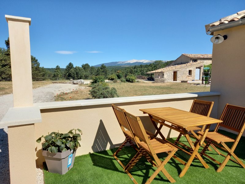 Domaine AbracadaRoom : A Ventoux Yourte - Image 16