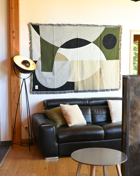 Hébergement AbracadaRoom : La Bulle de Pierre avec Spa privatif - Ecolodge au milieu des volcans - Image 3