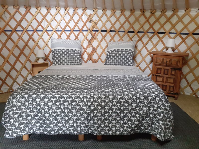 Hébergement AbracadaRoom : La Yourte à la douceur des chênes - Image 4