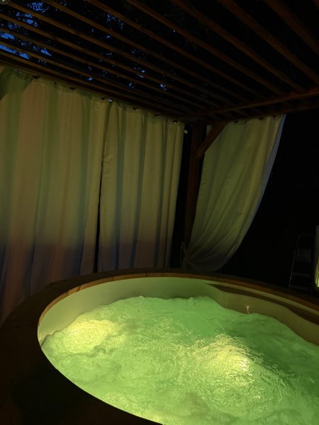 Domaine AbracadaRoom : La roulotte dorée - Image 35