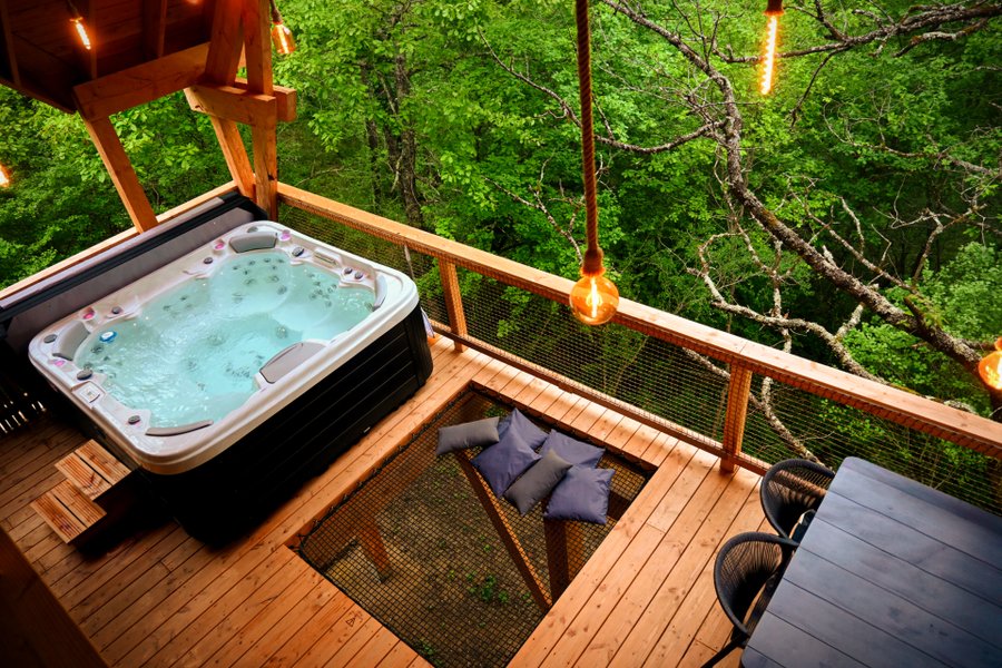 Hébergement AbracadaRoom : Cabane perchée & spa + sauna - Image 8