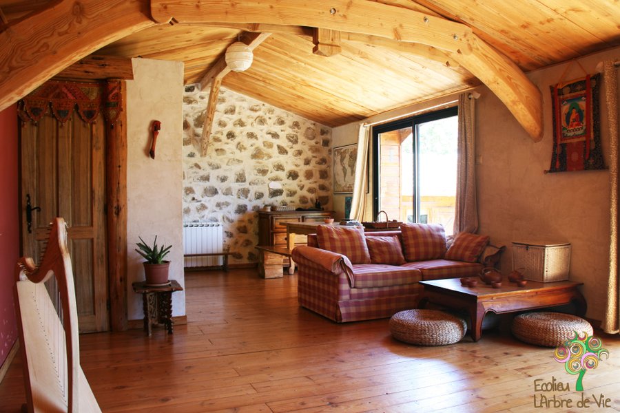 Hébergement AbracadaRoom : Escapade en pleine Nature dans un séchoir à plantes - Image 17