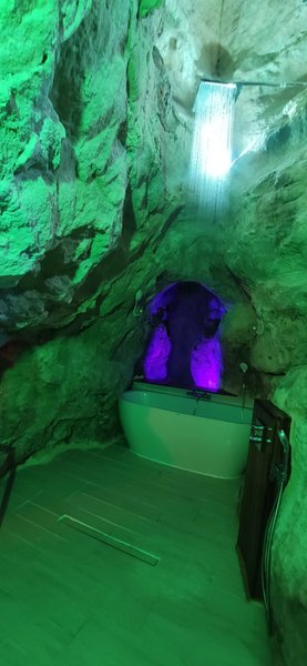 Hébergement AbracadaRoom : Le Troglodyte & Spa - Image 7