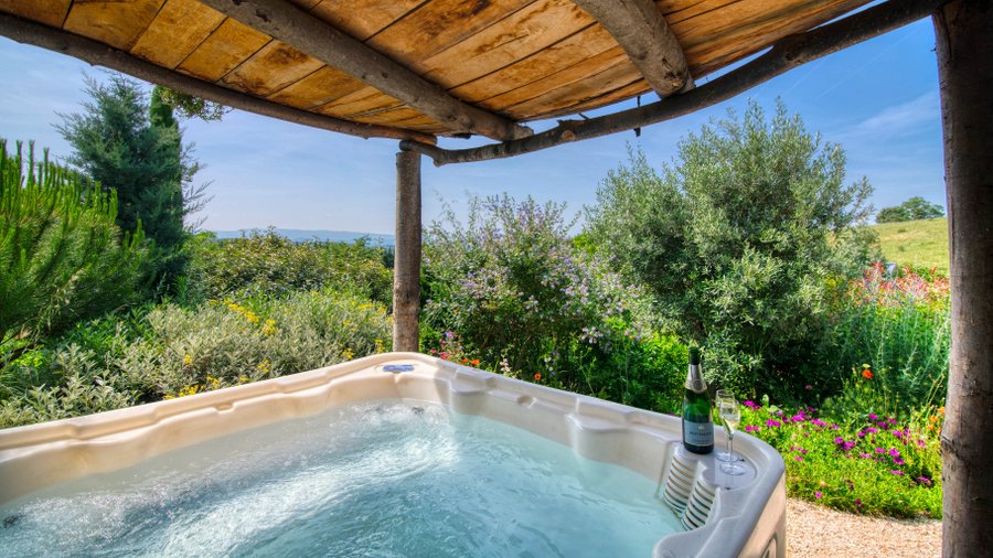 Hébergement AbracadaRoom : Maison  du Hobbit avec spa privatif - Image 3