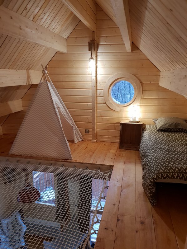 Cabane Spa des Trolls à Saint Léger Les Mélèzes (11)