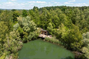 Cabanes Duo Spa sur Pilotis au Bord de l'Eau à St-Léger-Aux-Bois (3)