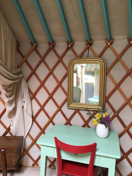 Hébergement AbracadaRoom : Yourte Enchantée au coeur de la Nature - Image 10