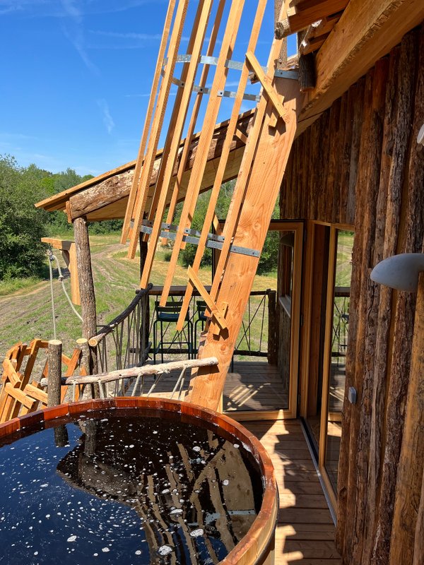 Cabane Spa Haut Perchoir à St-Léger-Aux-Bois (2)