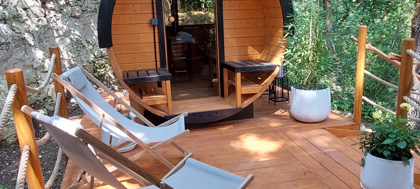 Cabane perchée GAIA & Spa à Sarrant (19)
