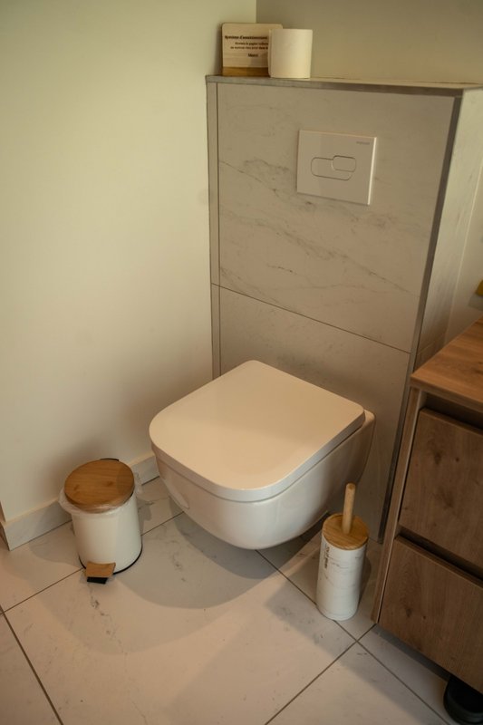 Becos : ecolodge de luxe en pleine nature avec vue et bain nordique à Massingy-Lès-Vitteaux (26)