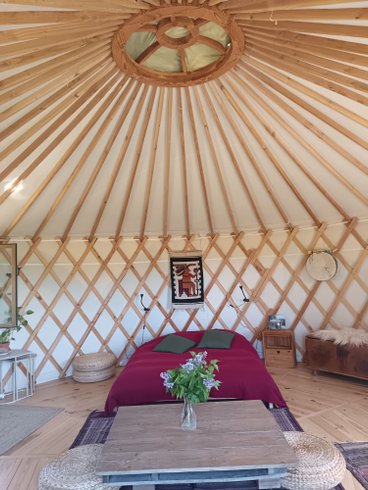 Hébergement AbracadaRoom : Yourte à la ferme des bréguières - Image 15