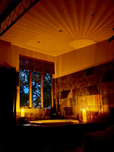 Hébergement AbracadaRoom : Cabane du Loriot, spa privatisable - Image 2