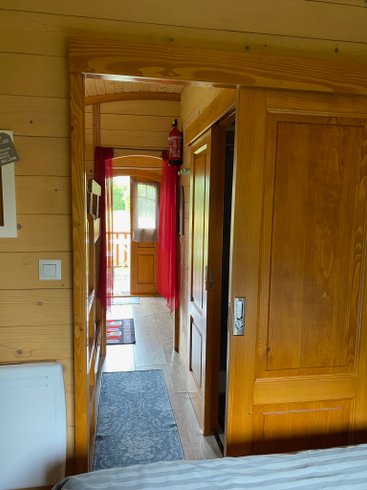 Hébergement AbracadaRoom : Roulotte Miranda - Image 7