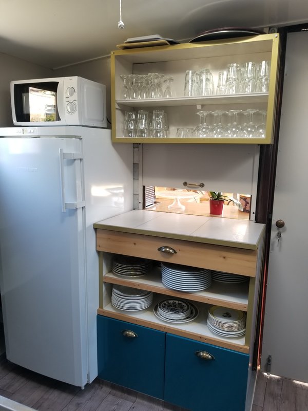 Péniche Le Haricot Noir à Colombiers (10)