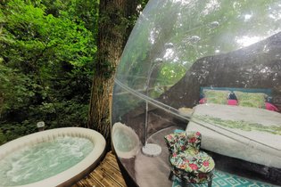 bulle avec spa, jacuzzi ou bain nordique à partir de 120€