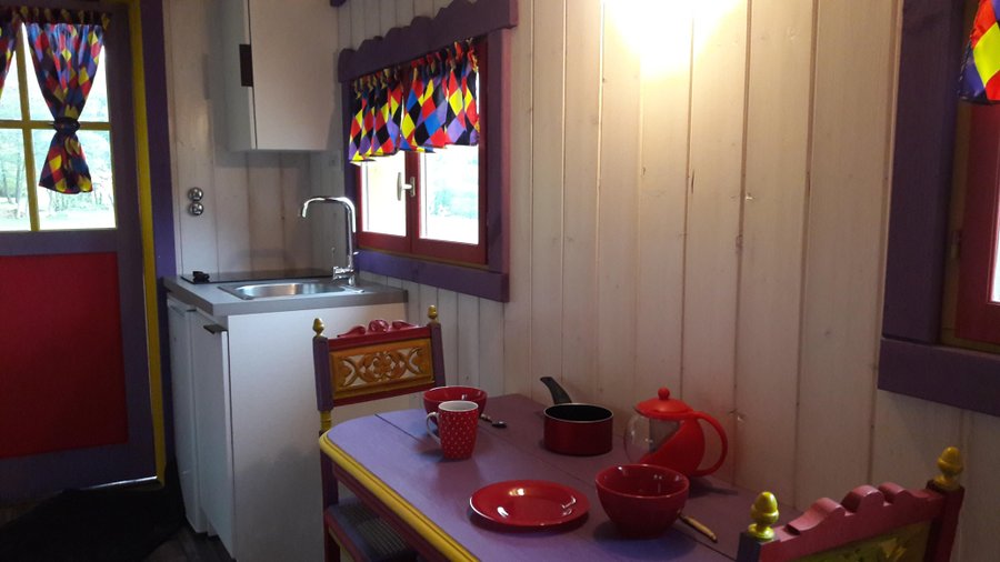 Hébergement AbracadaRoom : La Roulotte Charlotte - Image 5