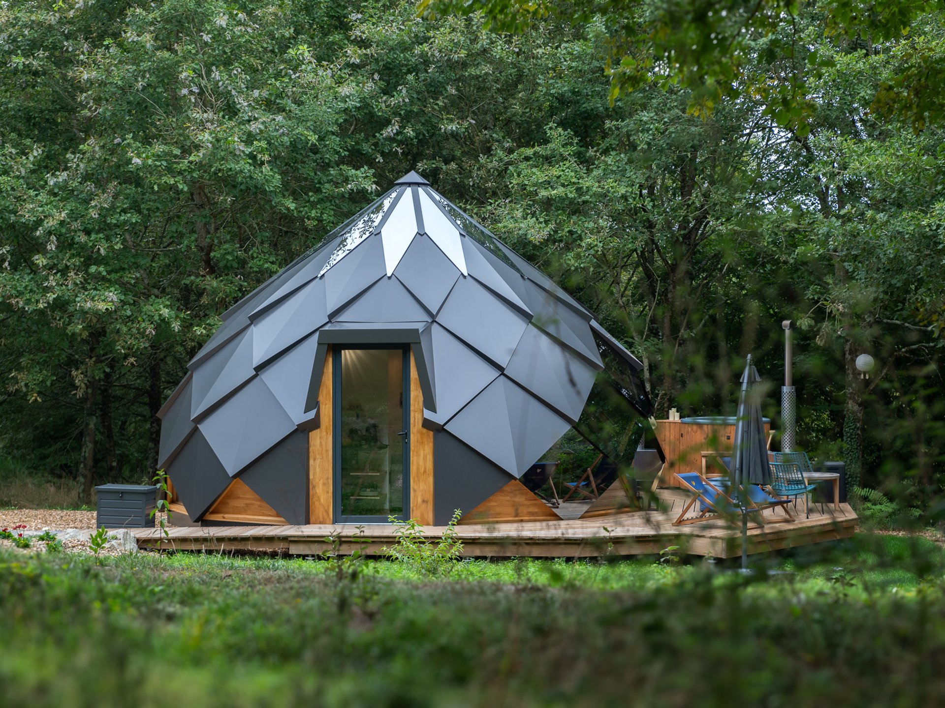 Le zome : Nuit sous les étoiles  & spa privatif