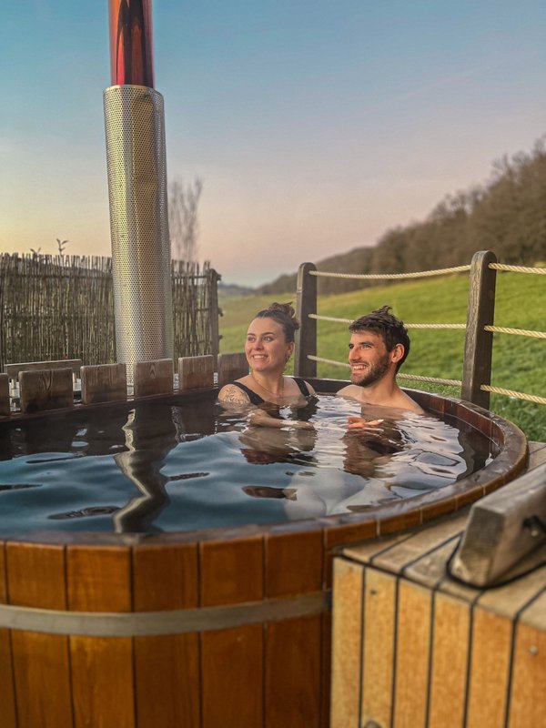 Cabane Mélèze & Spa à Rothonay (2)