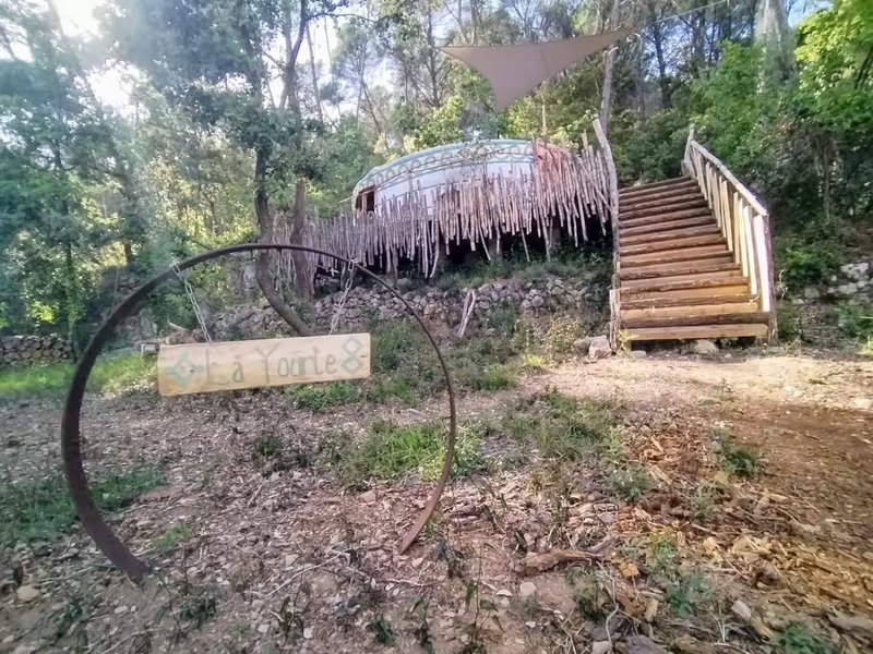 Hébergement AbracadaRoom : La Yourte en Provence - Image 4