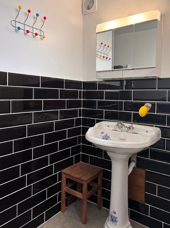 Chambre Vintage Années 80 à Behen (15)