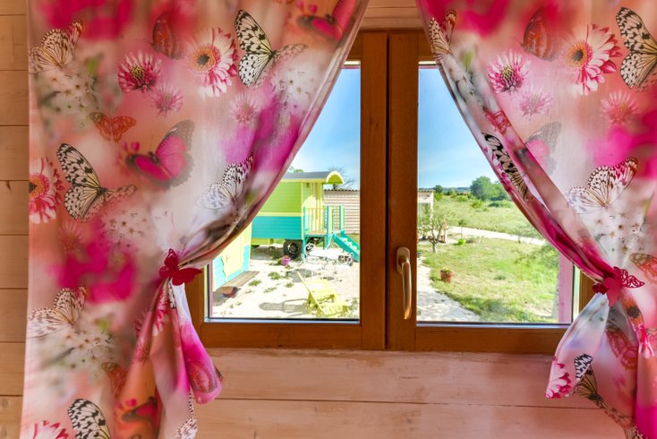 Hébergement AbracadaRoom : Roulotte lavande - Image 6