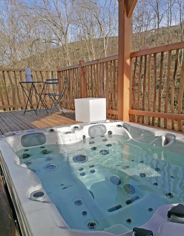 Cabane Laurier & SPA à Satillieu (6)