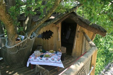 Cabane Des Cartes à La Baconnière (2)