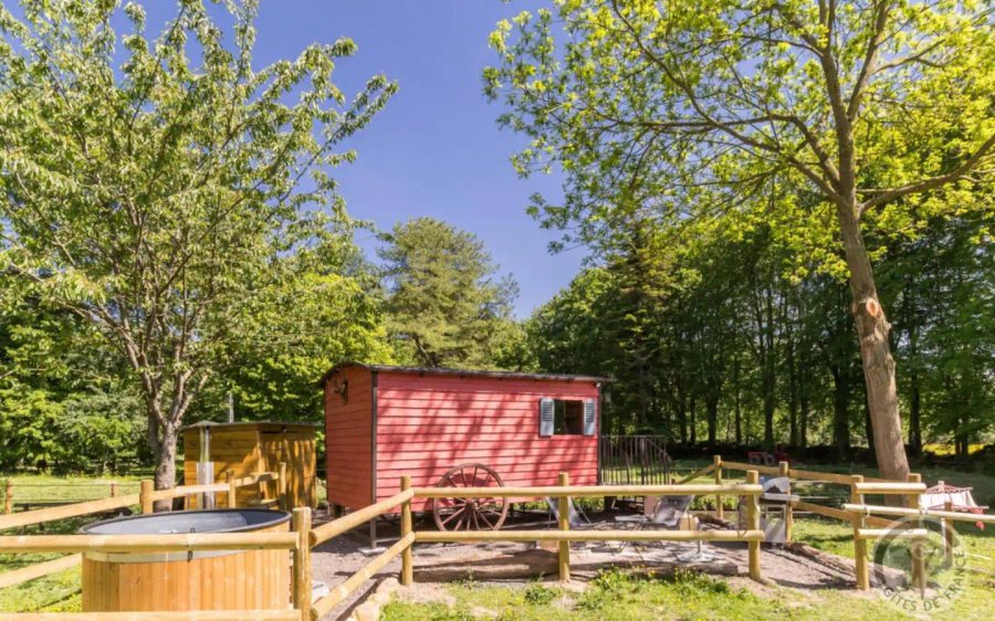 Hébergement AbracadaRoom : La roulotte d'Elise & Bain nordique - Image 20