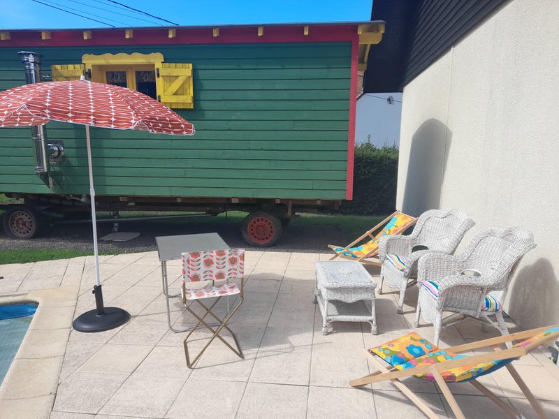 Hébergement AbracadaRoom : La Roulotte Rétro 70/80 - Image 18