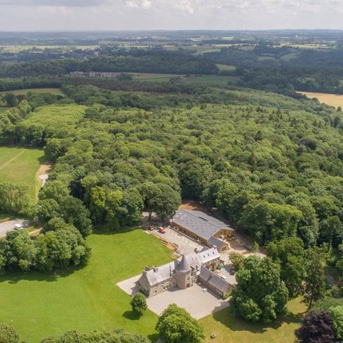 Isabelle et Erwan Normand vous accueillent à Pleyber-Christ (Finistère-29).