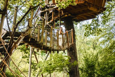 Cabane Spa Refuge à Chassey-Lès-Montbozon (2)