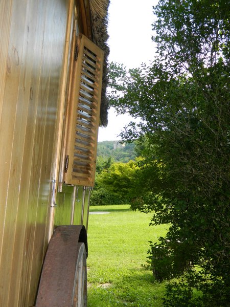 Hébergement AbracadaRoom : Roulotte tzigane - Image 5