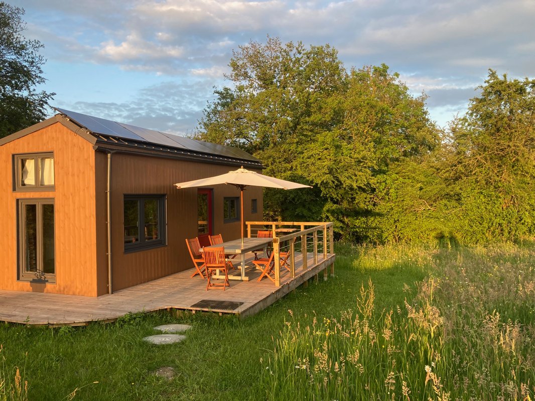Les Jours Heureux Tiny House à Villers-Le-Gambon (1)