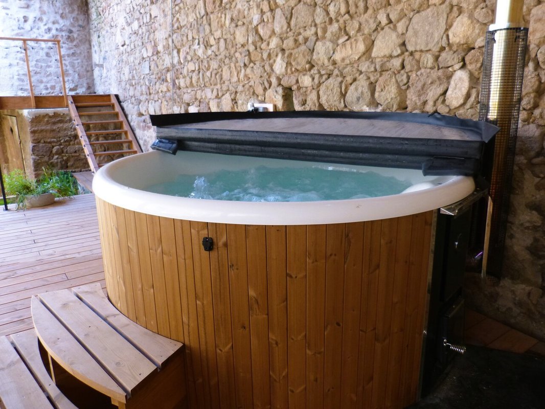 La Tour du Canet & Spa à Longessaigne (10)