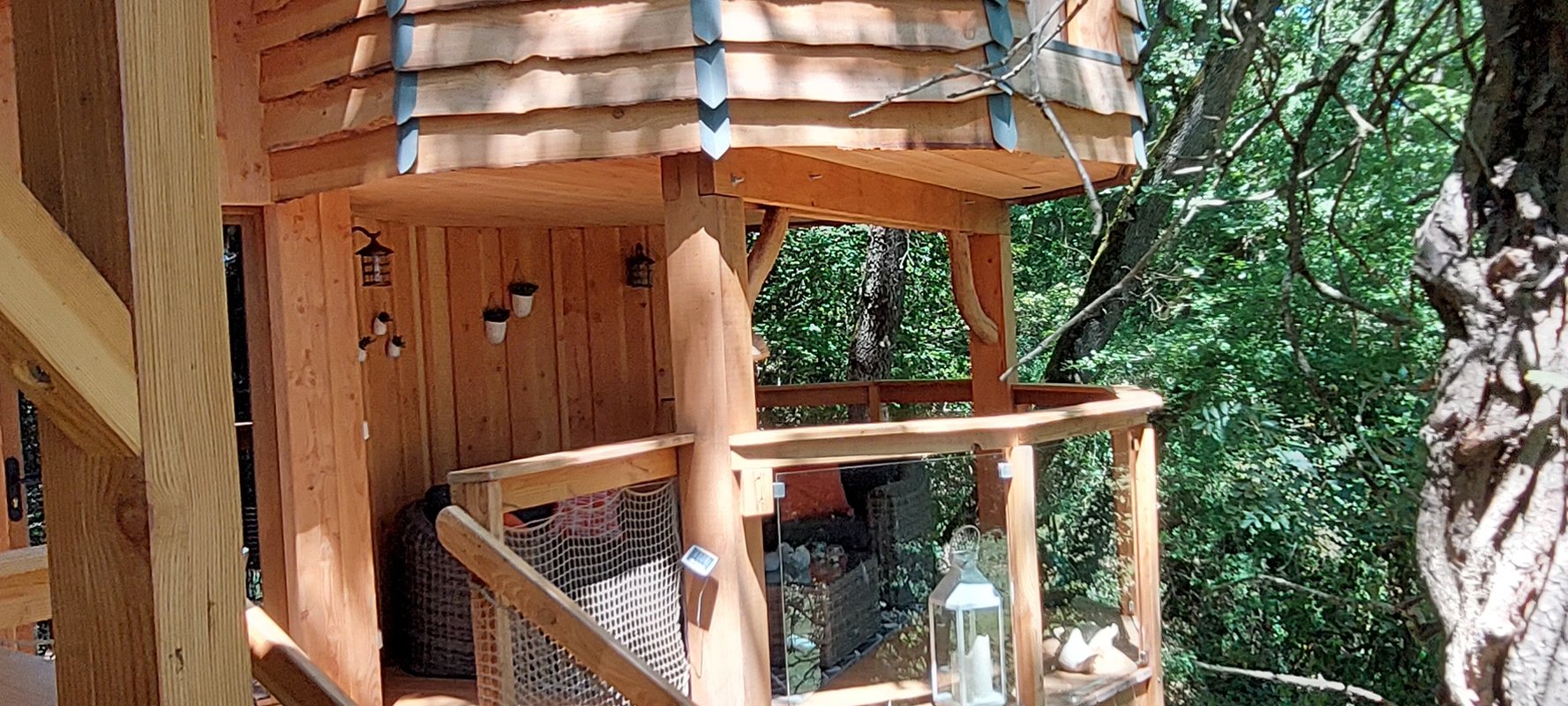 Cabane perchée ASTERIA & Spa à Sarrant (13)