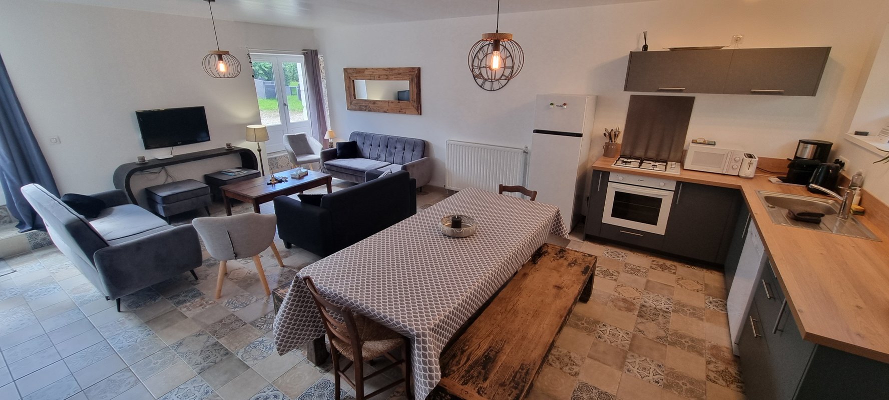 Gite La Petite Clavelie Dordogne & Spa - 10 personnes à Riberac (4)