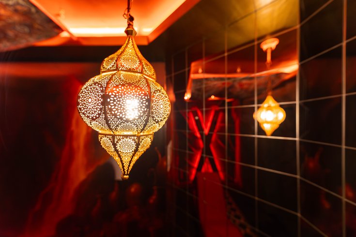 Hébergement AbracadaRoom : Le Palais des Mille et Une Nuits - Love Room, Jacuzzi, Pièce Secrète - Image 5