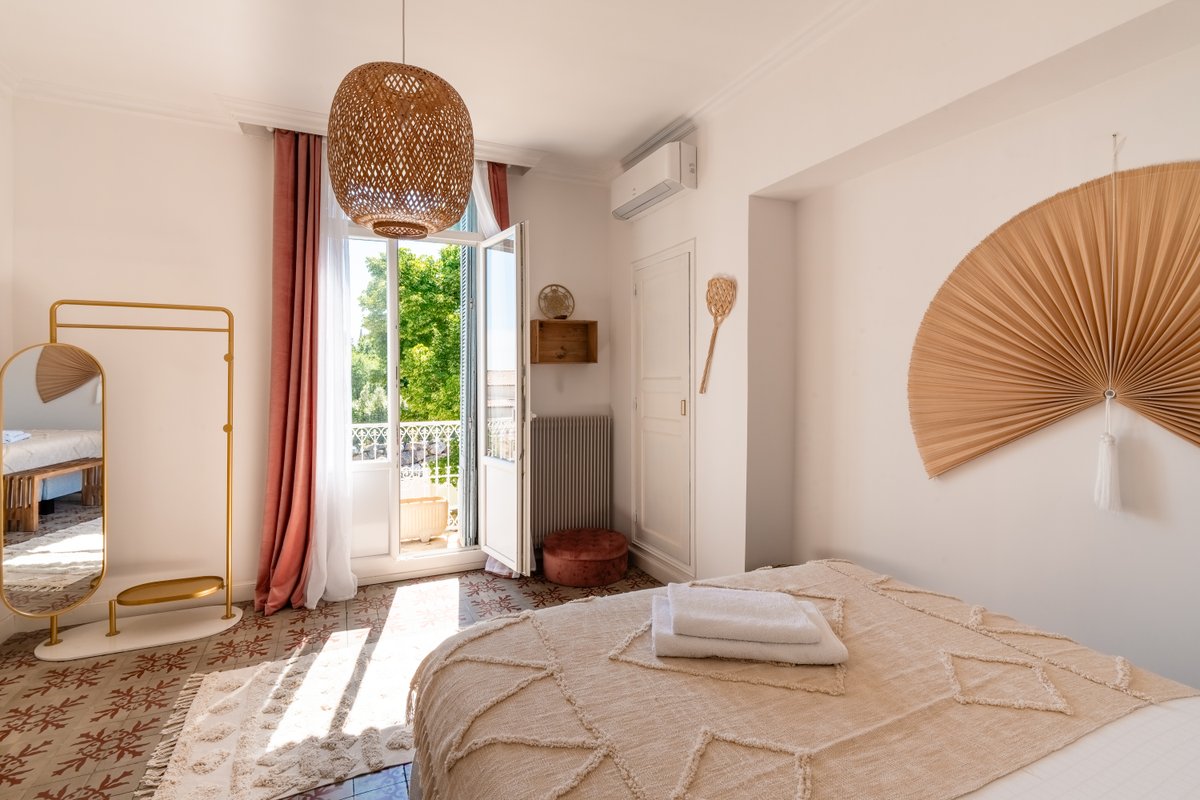 Maison de maître 4* avec piscine & jardin (6 pers.) à Magalas (9)