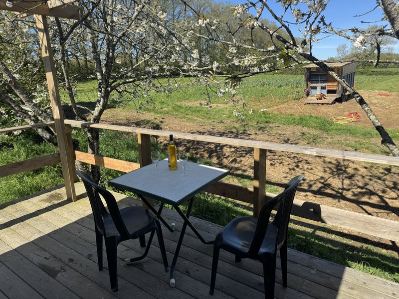 Hébergement AbracadaRoom : La roulotte à la Ferme de Youna & Zélie - Image 4