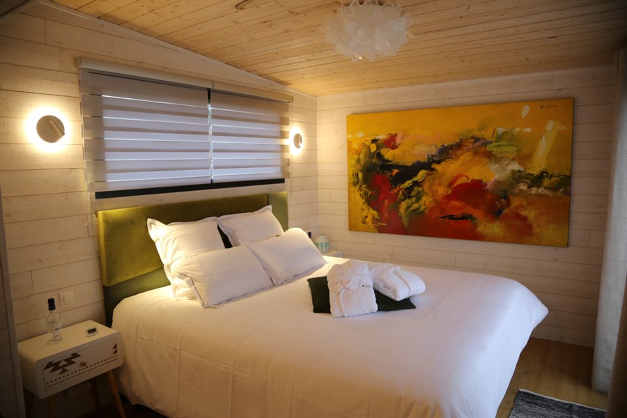 Hébergement AbracadaRoom : Lodge Spa Bruyère avec Jacuzzi - Image 1