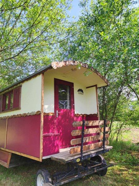 Hébergement AbracadaRoom : La Roulotte Couzote - Image 1
