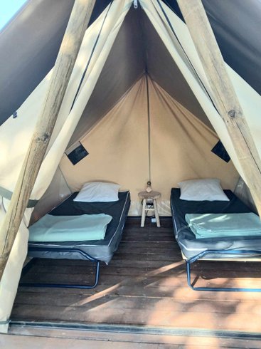 Hébergement AbracadaRoom : Pilotis du lac avec SPA privatif - Image 2