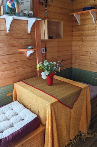 Hébergement AbracadaRoom : La roulotte, vagabonder sous le tilleul - Image 4