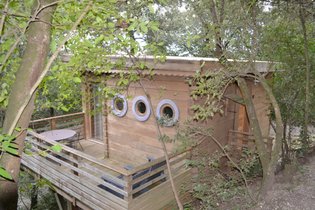 Cabane sur pilotis Aude